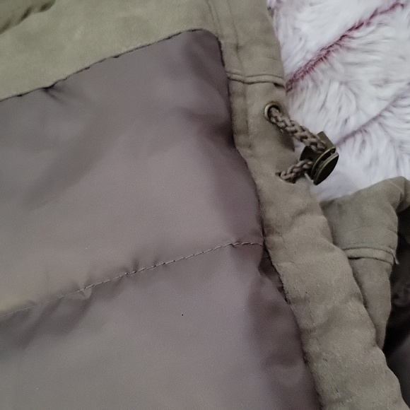 St. John’s Bay 3X Faux Suede Winter Coat With Faux Fur Hood Taupe Gray Parka - Picture 11 of 14